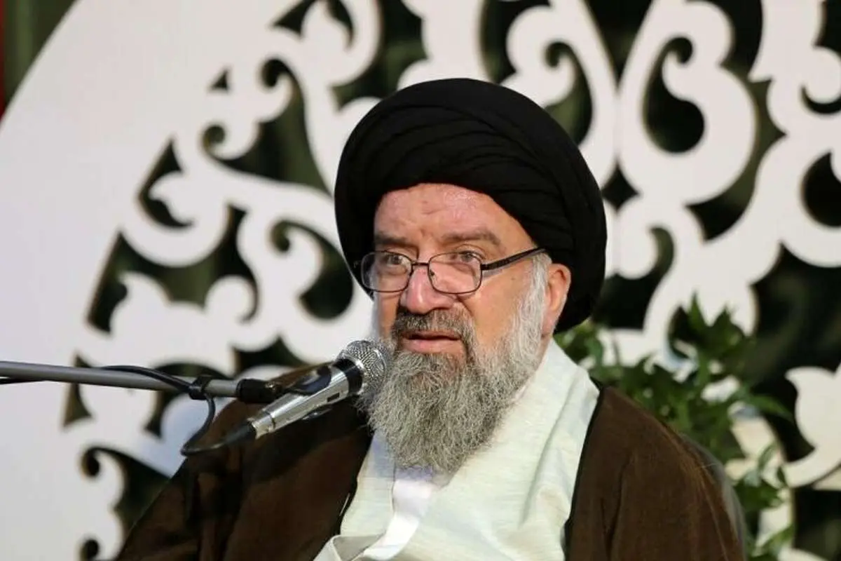 دفاع احمد خاتمی از دولت: نباید آنها را تخریب کرد