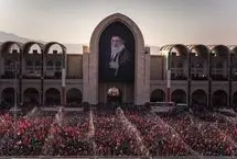 تصویری از قالیباف و آیت‌الله مروی در مصلی تهران