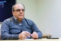 عباس عبدی: سیاست عرصه تصمیم مرغ یک پادارد نیست