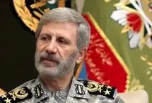 فرمانده کل ارتش: دست ما روی ماشه است/ صلح‌طلب ترین نظام حاکم در منطقه هستیم