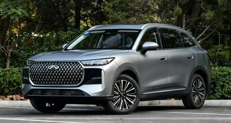 تیگو ۸ مدل ۲۰۲۵؛ شاسی‌بلندی که نگاه‌ها را میخکوب می‌کند!