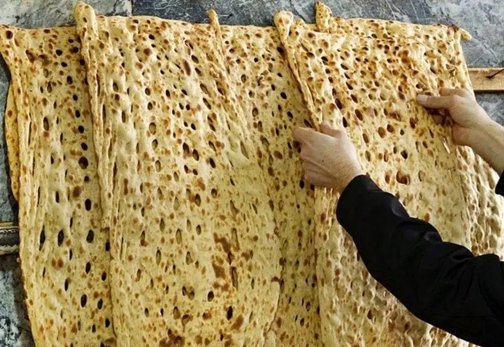 کمبود آرد و نان وجود ندارد؛ صف نانواییها بهخاطر ذخیرهسازی مردم است