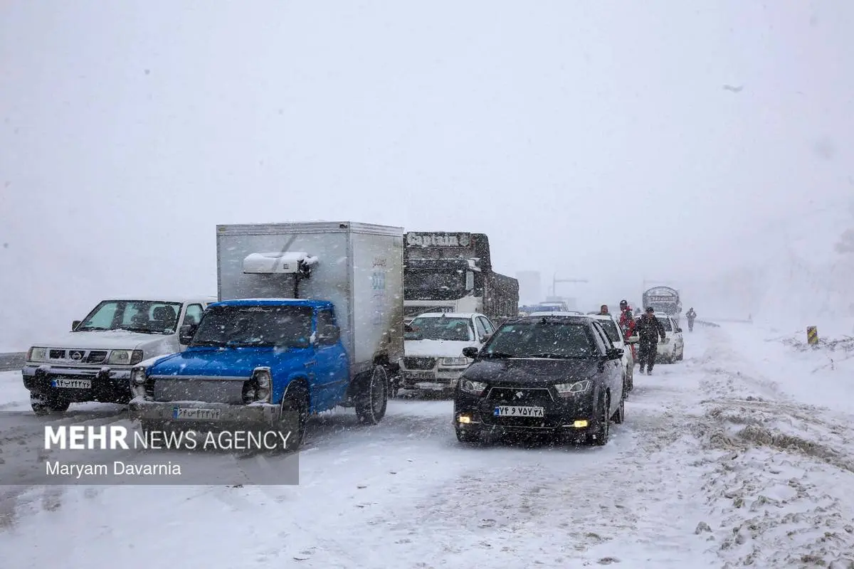 تصاویر؛ گیر کردن خودروها در گردنه برفی امین‌الله بجنورد 11