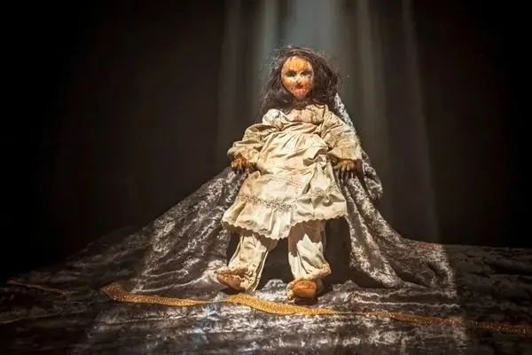 ببینید؛ نمایش عروسک‌های نفرین شده در لندن