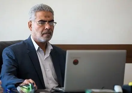 ادعای عجیب نماینده مجلس؛ یکسان‌سازی نرخ دلار در قیمت ۱۰۰ هزار تومان به تصویب سران قوا رسید! 