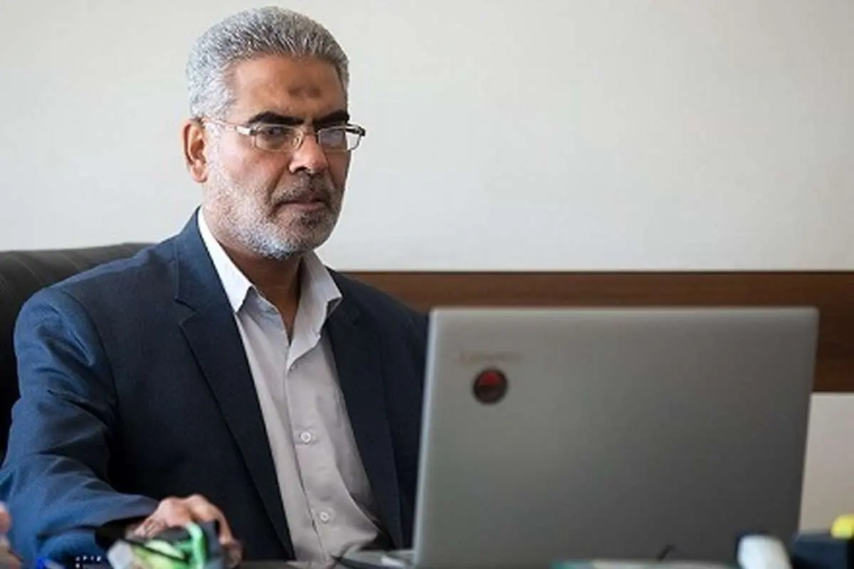 ادعای عجیب نماینده مجلس؛ یکسان‌سازی نرخ دلار در قیمت ۱۰۰ هزار تومان به تصویب سران قوا رسید! 