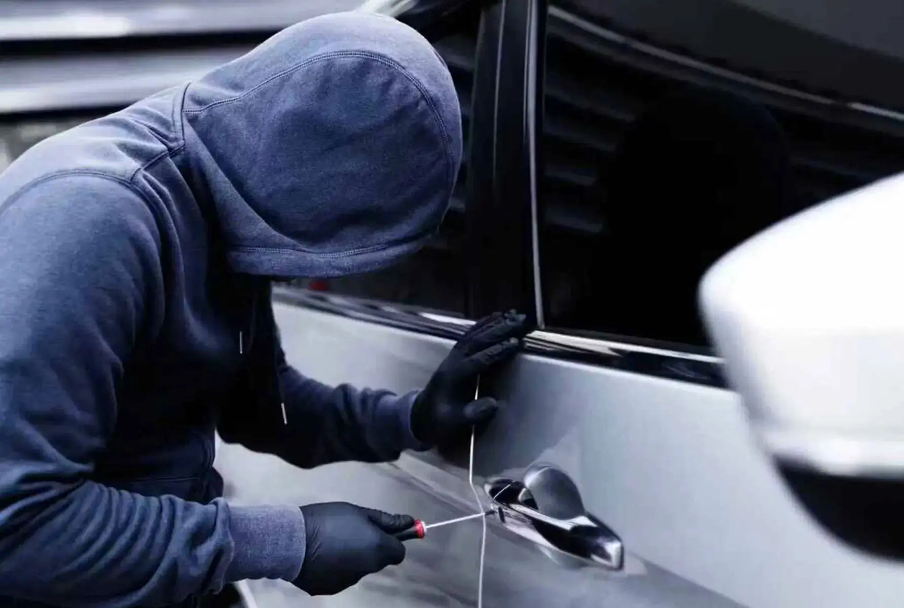 باند سرقت پراید در مشهد متلاشی شد
