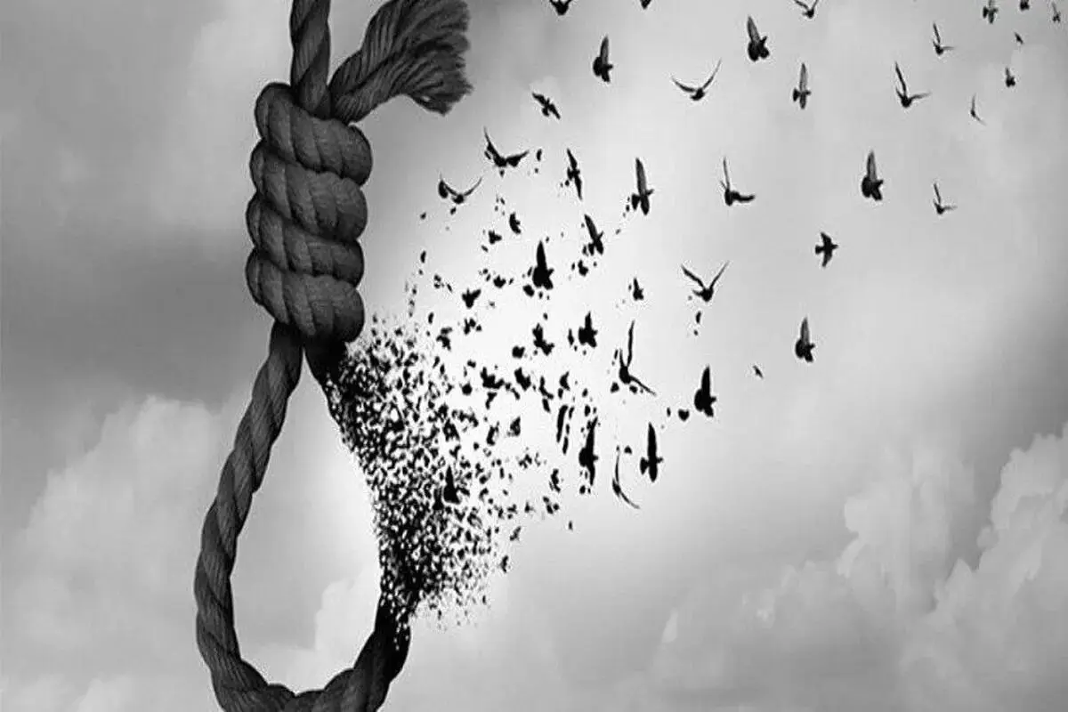 خواننده مازندرانی از چوبه دار پایین آمد