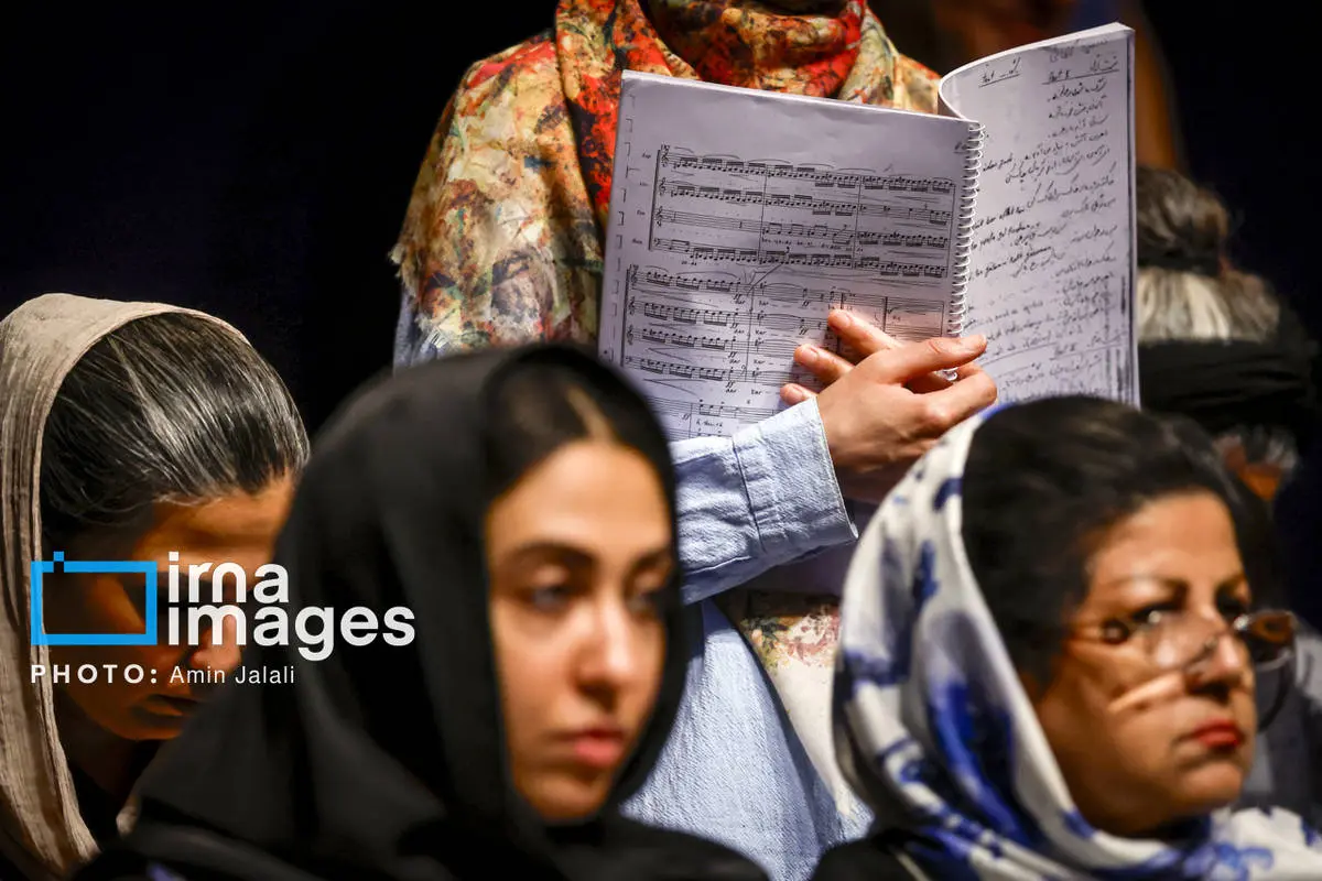 تصاویر؛ تمرین ارکستر سمفونیک تهران برای «خسوف» 2
