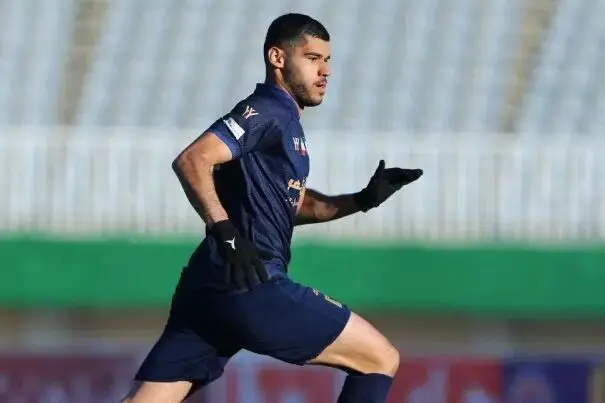 ستاره لیگ برتر از دست پرسپولیس لیز خورد و به روسیه رفت!