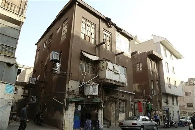 حادثه پلاسکو برای ساختمان‌های ناایمن درس عبرت است/ تونل زیر بازار ایمن می‌شود
