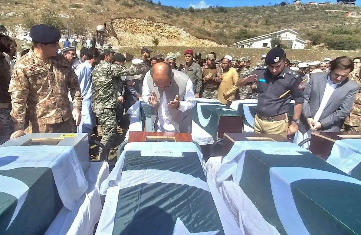 کشته شدن ۱۱ نظامی‌ پاکستان