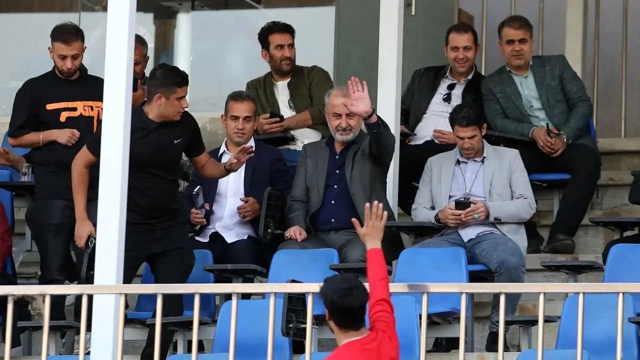 تاکتیک بمب ترکاندن در پرسپولیس جواب نداد