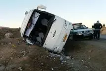 واژگونی اتوبوس در کرمانشاه/ ۲۵ نفر مصدوم شدند
