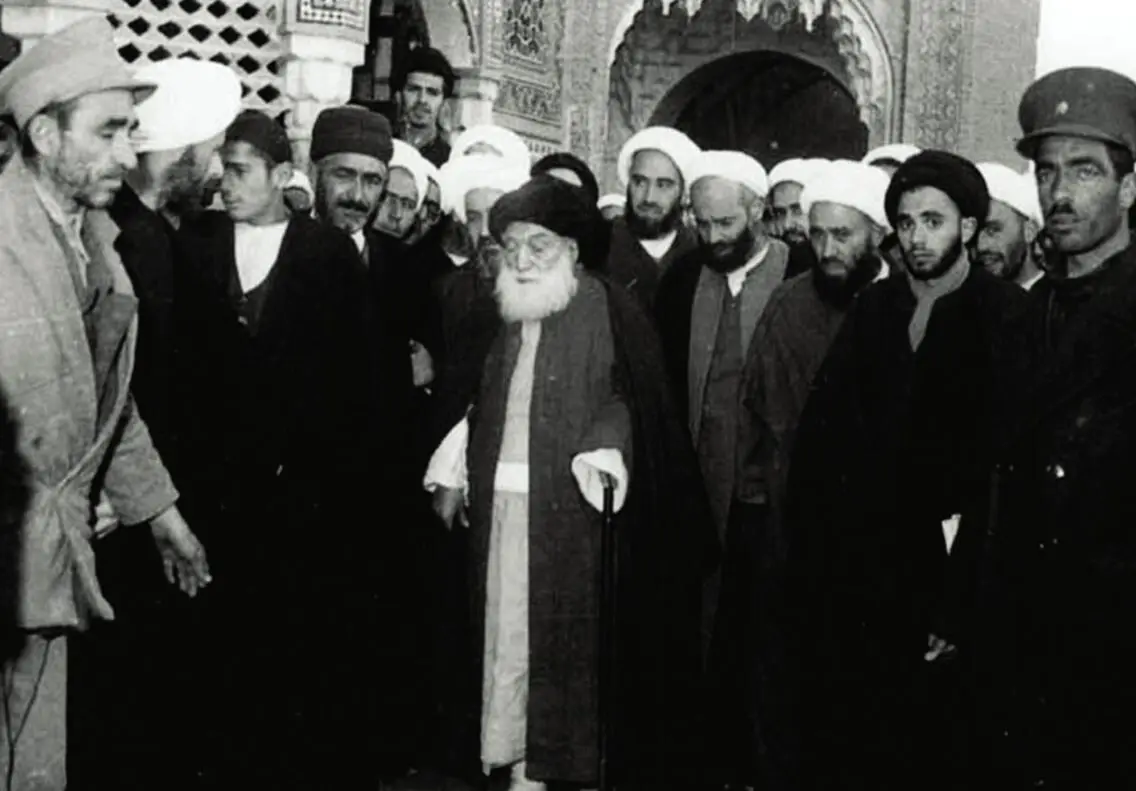 عکس‌های منتشرنشده از یک روز زندگی آیت‌الله بروجردی در قم