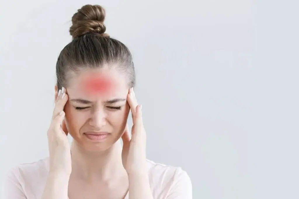 ۷ چای گیاهی برای تسکین طبیعی سردرد
