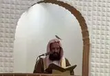 پرنده کوچک روی سر امام جمعه نشست