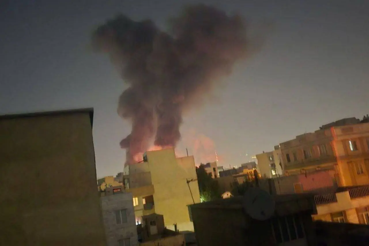 حمله به فرودگاه مهرآباد