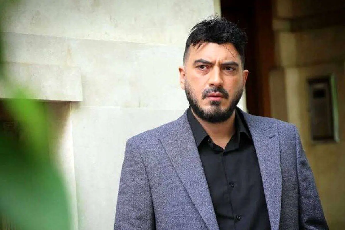 ‌ حرفهای عجیب نیما شاهرخ شاهی: سرپرست 3 خانواده و 27 گربه معلول هستم