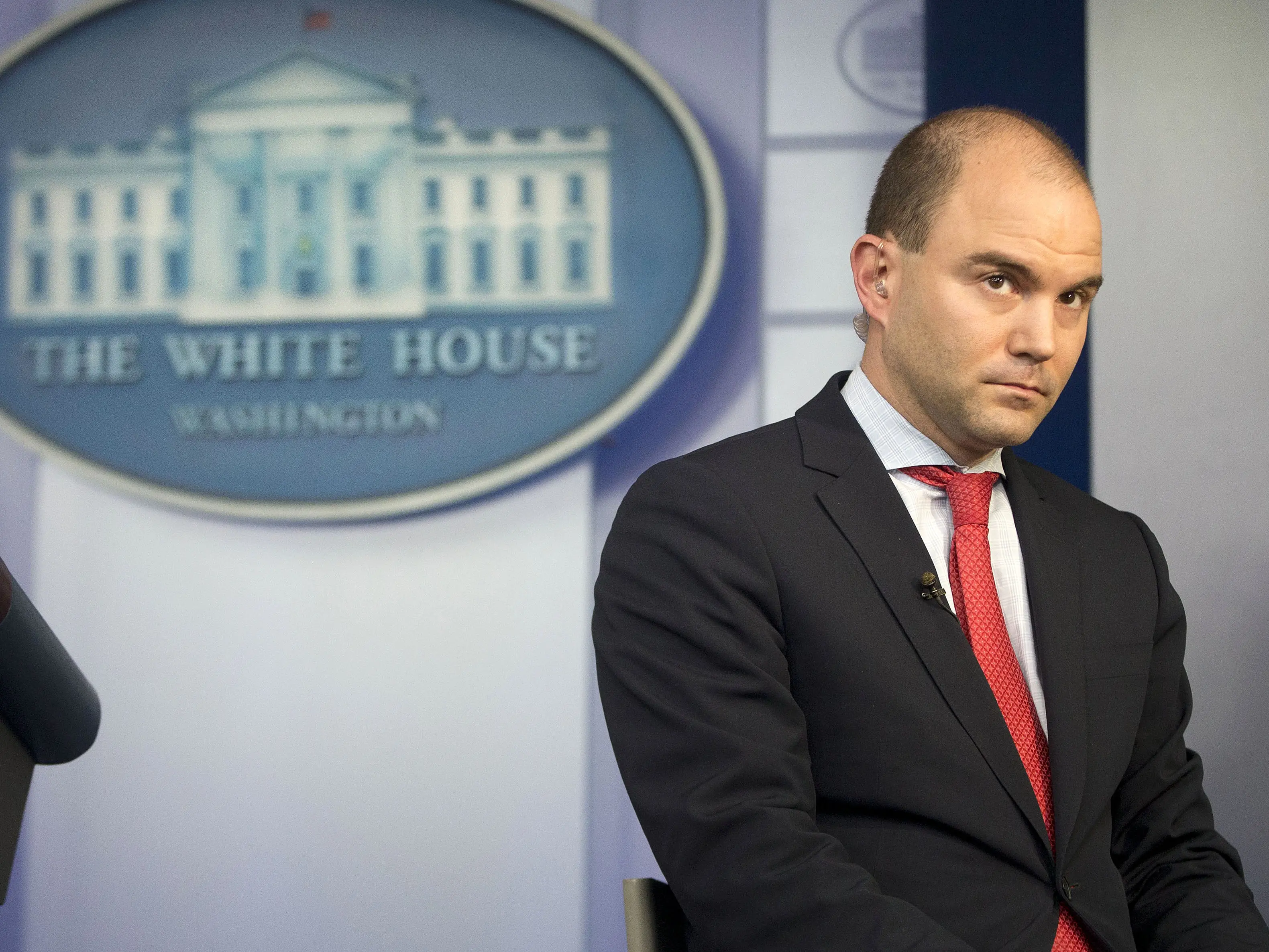 مشاور پیشین اوباما: پیت هگست همان دونالد رامسفلد است، فقط خیلی احمق‌تر