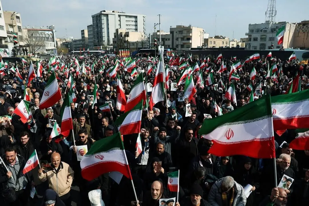 حضور گزارشگر CNN در میان تجمعات تبریز