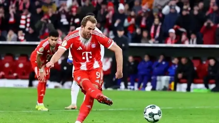 صعود بدون دردسر بایرن با برتری مقابل لایپزیش

