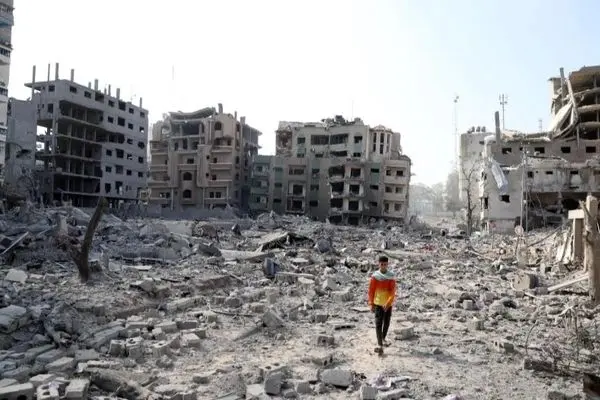 در محله تل‌الهوی غزه، تا چشم کار می‌کند ویرانی است