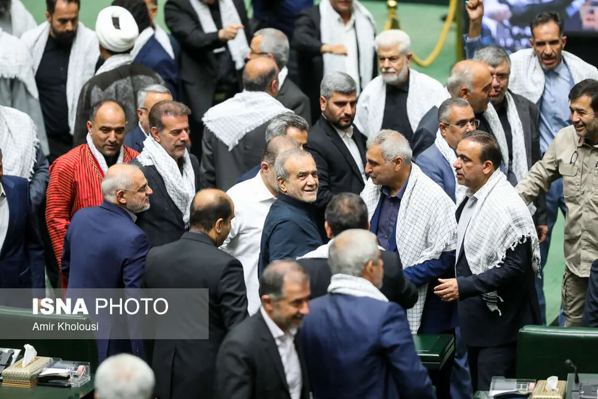 تصاویر؛ رای اعتماد مجلس به وزیر پیشنهادی اقتصاد