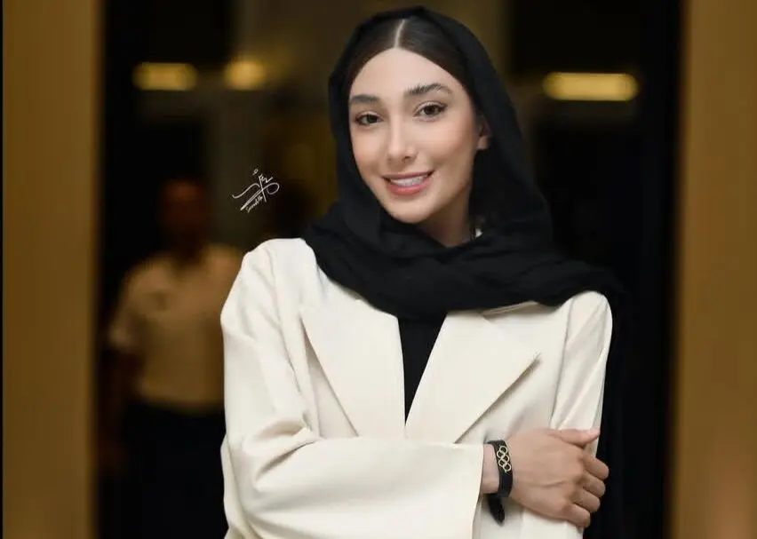 اول پزشکی، بعد تشویق به سیلی زدن؛ مبینا نعمت‌زاده چه می‌خواهد؟

