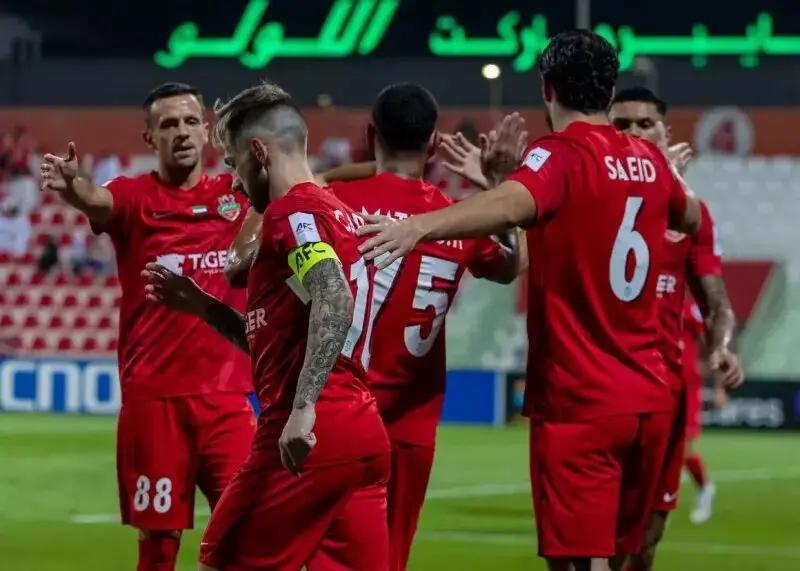 نبرد آزمون و عزت‌اللهی با قربانی برای تعیین قهرمان امارات