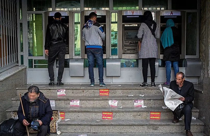 طبقه متوسط نابود شد/ بیش از ۴۰ میلیون ایرانی زیر خط فقر