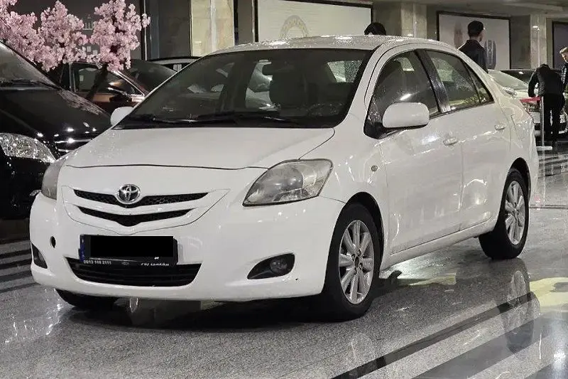 تویوتا یاریس