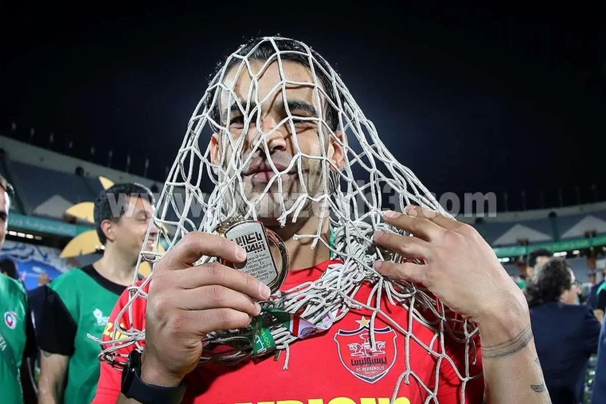 قطعی؛ شماره ۱۰ پرسپولیس رفتنی شد