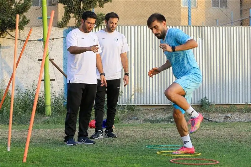 خبر خوب برای سهراب؛ هافبک استقلال به دربی می‌رسد

