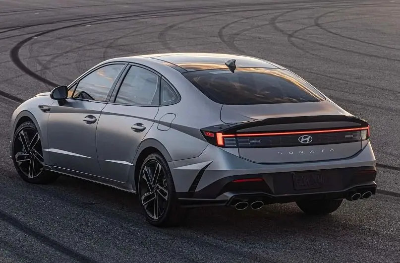 هیوندای سوناتا جدید در بازار ایران قیمت خورد