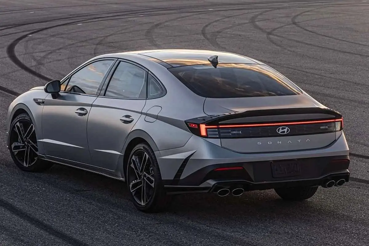 هیوندای سوناتا جدید در بازار ایران قیمت خورد