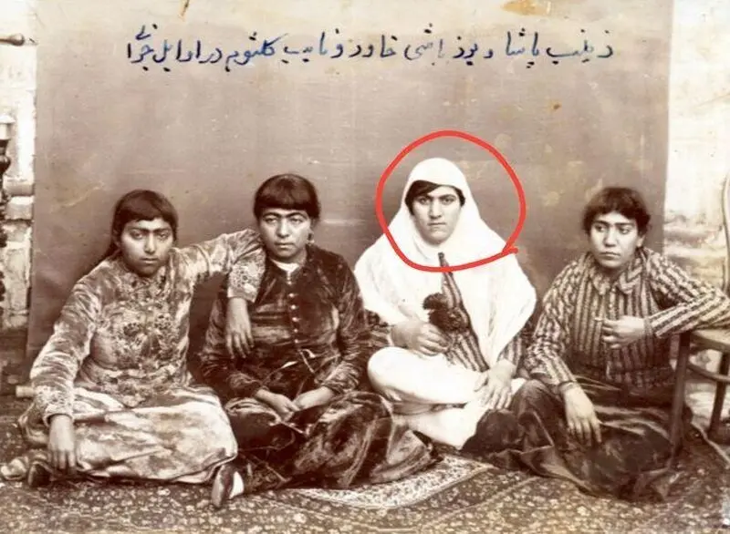 منتسب به زینب پاشا