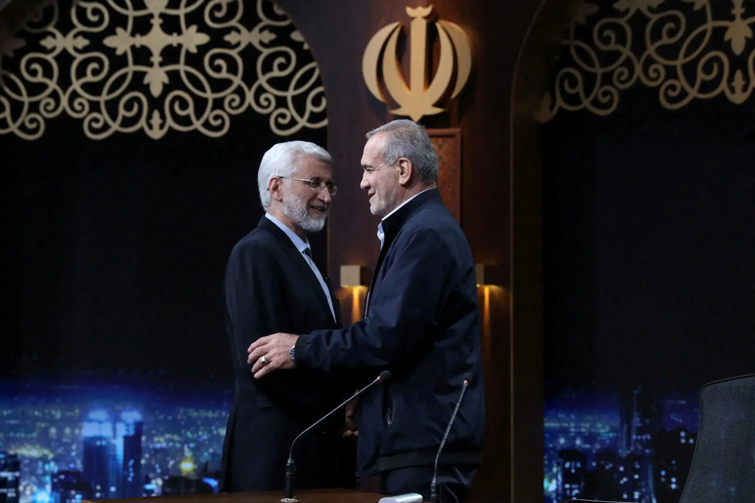 انتقاد از موضع گیری طرفداران جلیلی؛ استفاده از نام رهبری برای استیضاح پزشکیان