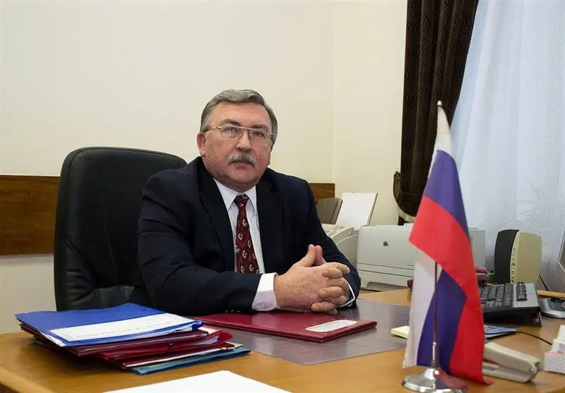 اولیانوف: روسیه، چین و ایران بازیگران اصلی در رابطه با برنامه هسته‌ای هستند
