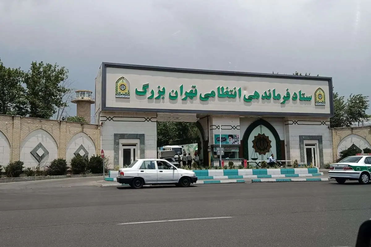 اصابت جزئی ریزپرنده به ساختمان فاتب