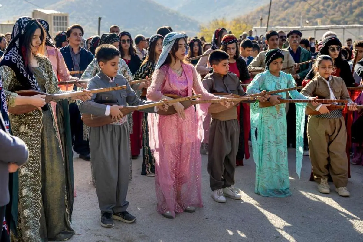 تصاویر؛ آیین «خاونکار» و نغمه تنبور روستای «توت‌شامی»