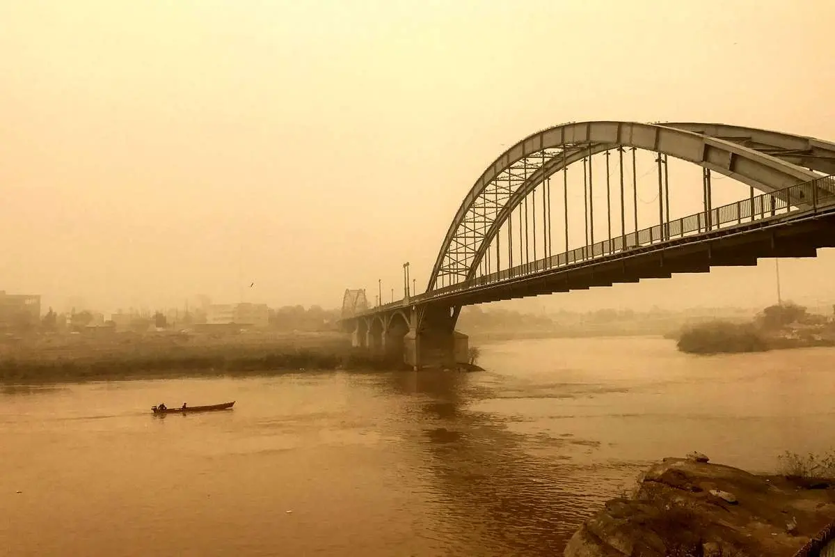 ۱۸ شهر خوزستان در محاصره هوای آلوده؛ نفس مردم در وضعیت قرمز