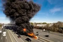 آتش‌سوزی گسترده کامیون حامل پارافین در چین