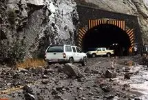 هشدار؛ احتمال ریزش سنگ در جاده چالوس جدی است