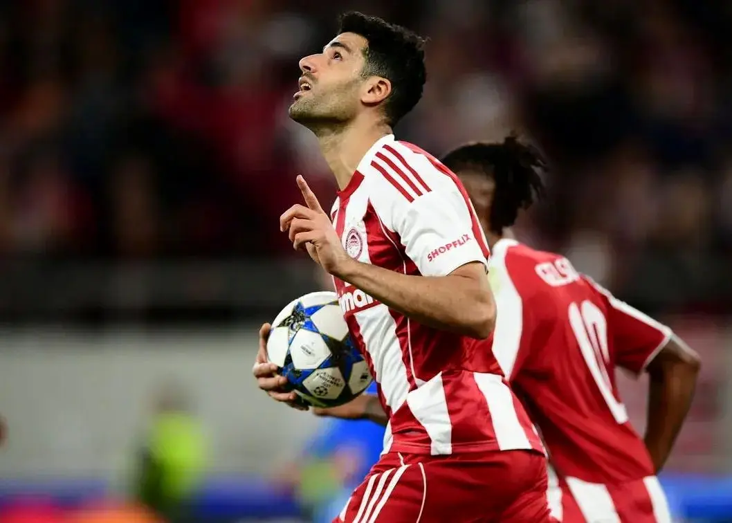 تاثیر حملات زهردار طارمی در خط آتش المپیاکوس