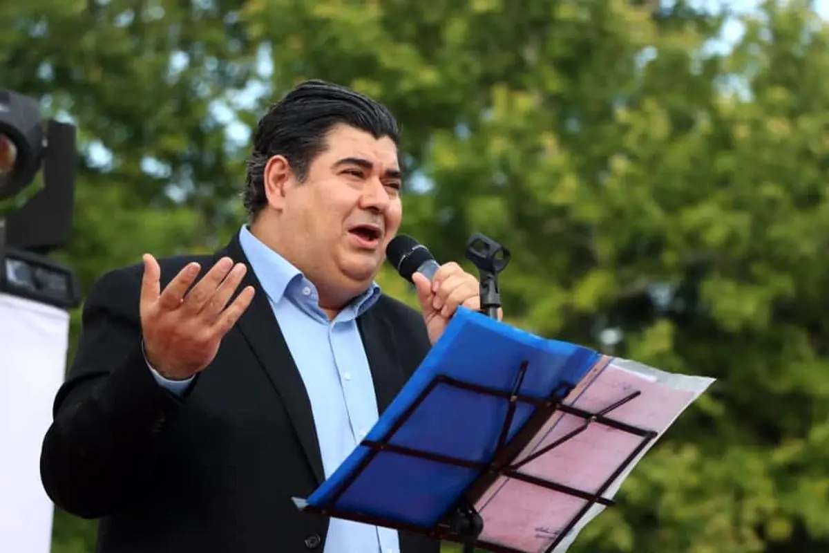 کنسرت سالار عقیلی در فضای باز برج میلاد
