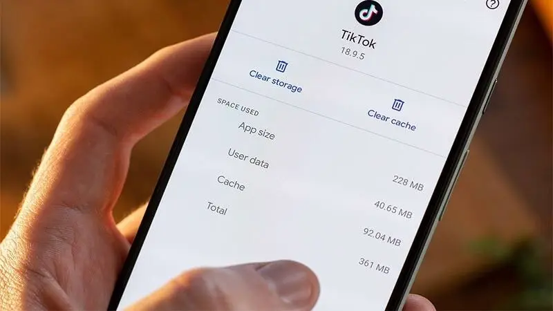 چگونه باتری اصل و بدل تلفن همراه را تشخیص دهیم؟

