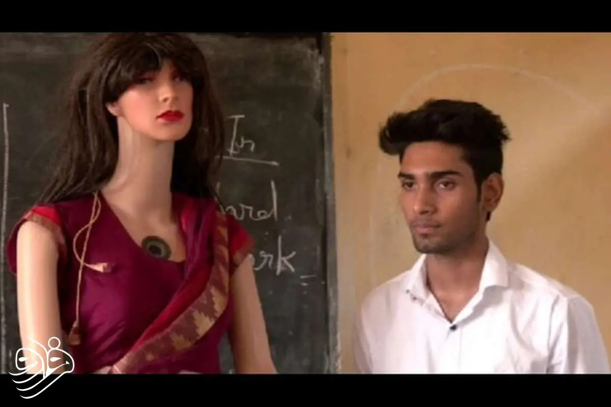 یک دانش‌آموز هندی ربات معلم ساخت