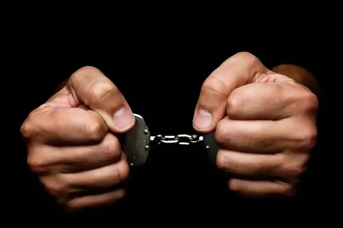 بازداشت ۱۱ ایرانی در آمریکا پس از حمله به تأسیسات هستهای ایران