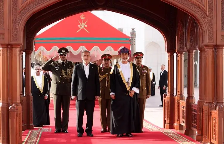 ببینید؛  استقبال رسمی سلطان عمان از دکتر پزشکیان